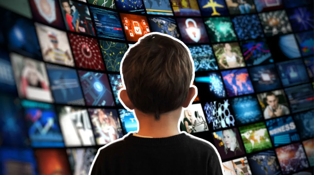 Treći put žrtva digitalnog nasilja: Osnovci snimali i objavljivali dijete iz spektra autizma, majka pozvala nadležne da reaguju