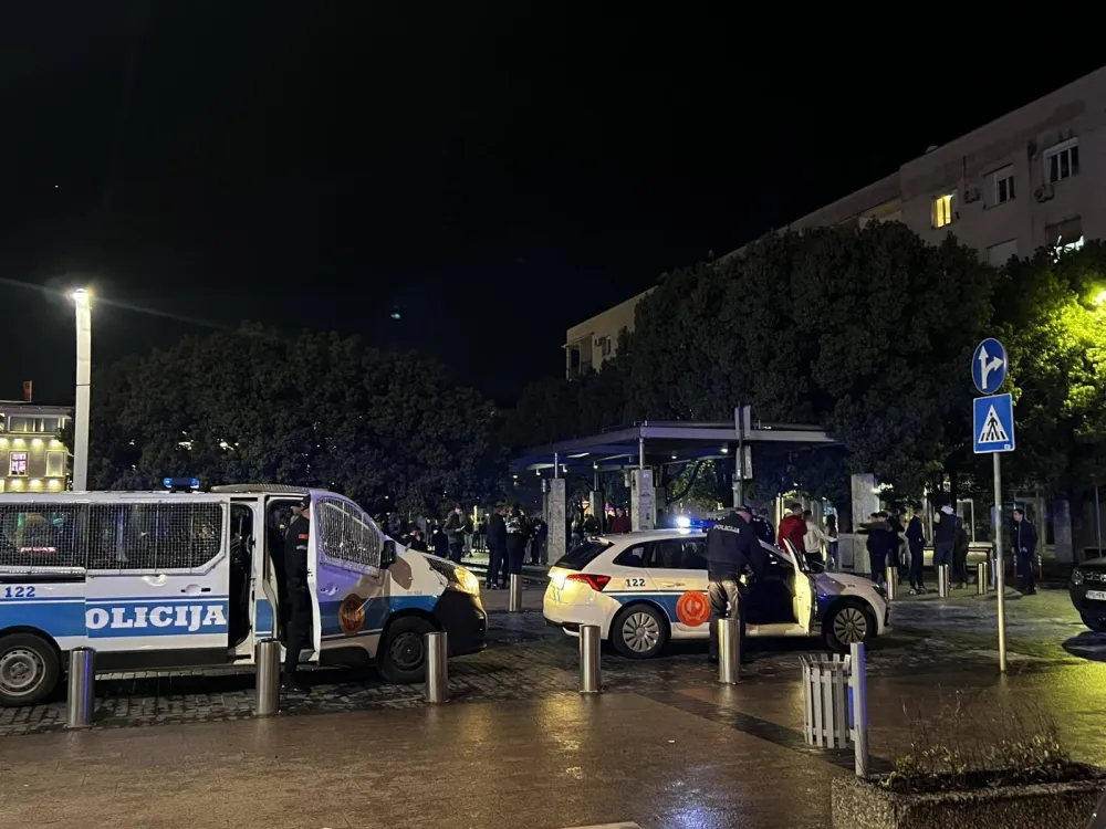 Podgorica: Zbog tuče u centru grada policija saslu&scaron;ava vi&scaron;e osoba