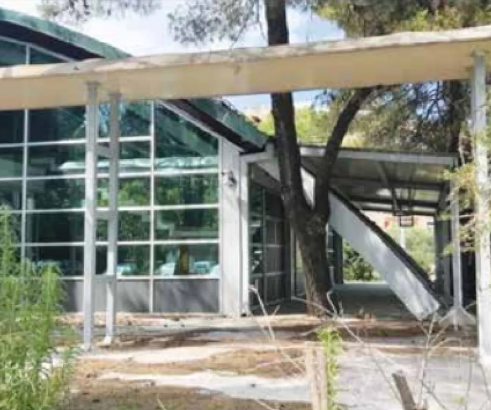 Prostoru "And 1" produžavaju dozvole