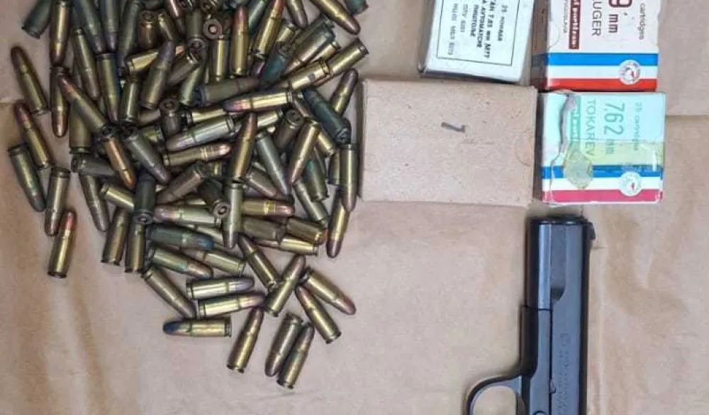 Pretres u Herceg Novom, oduzeta tri pi&scaron;tolja u ilegalnom posjedu