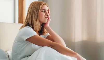 Alarmantni simptomi koji ukazuju da je va&scaron; umor opasniji nego &scaron;to mislite