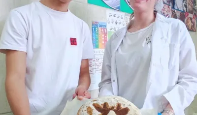 Takmičenje pekara u SS&Scaron; "Spasoje Raspopović": Za peticu "tetovirali" hljeb