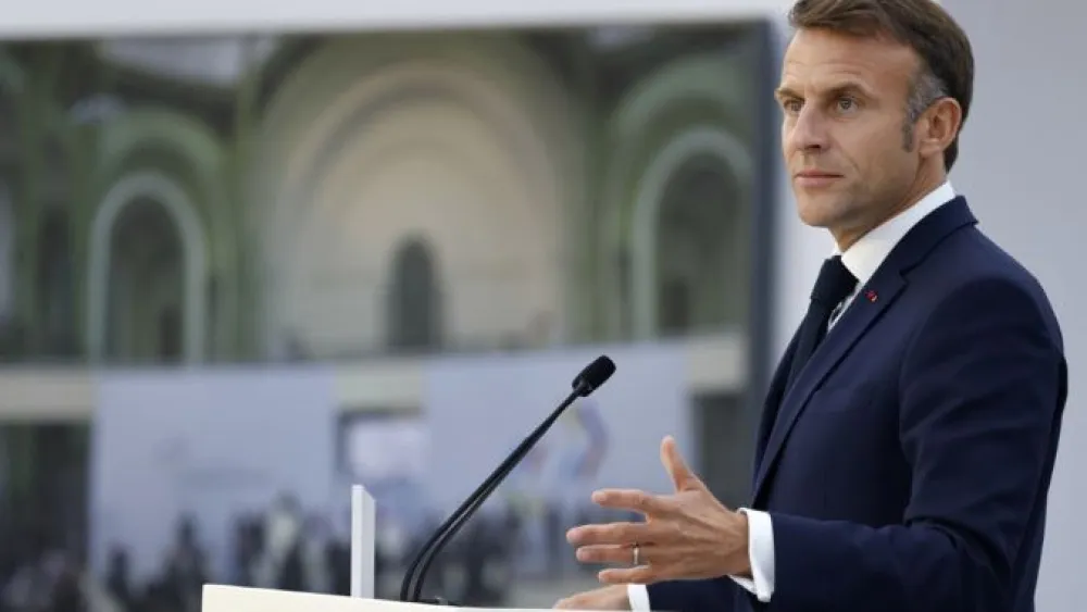 Makron: Ako Rusija nastavi da odbija mir, mora da uslijedi odlučna akcija