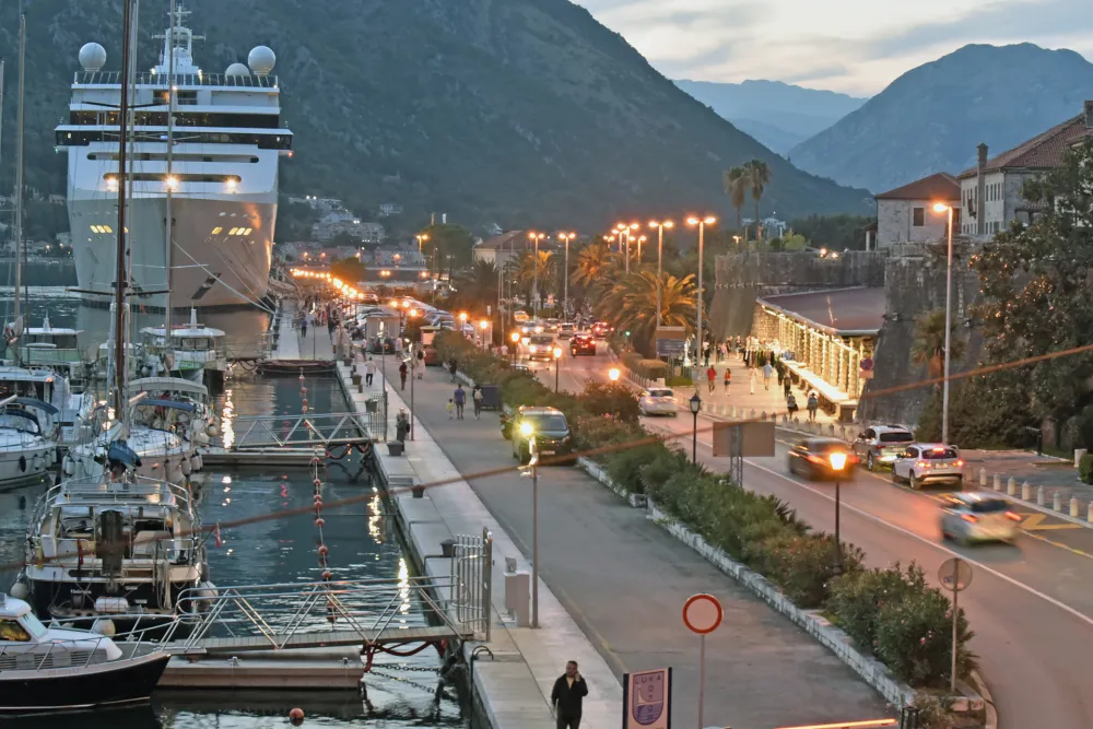 Britanski Ekspres pisao o Kotoru: Veličanstven i pun &scaron;arma