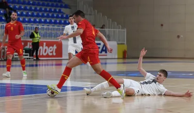 Za kraj dva te&scaron;ka meča