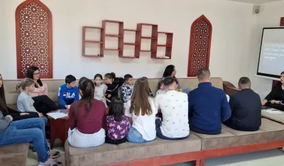 Projekat "Različiti, ali jednaki u životu" za smanjenje etničkih distanci među mladima