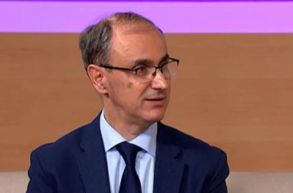 Vučićeva marioneta ili svetionik za Srbiju