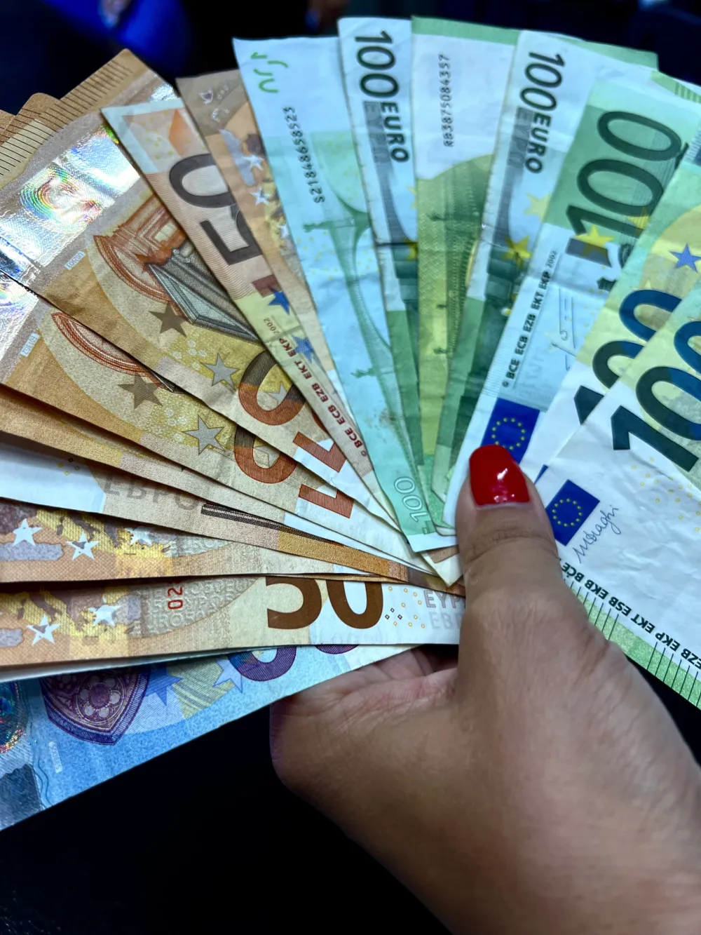 Minimalna plata niža od hiljadu eura registrovana u deset zemalja EU