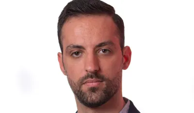 (VIDEO) Zirojević: Komunalni policajci skinuli crnogorsku zastavu i bacili na ulicu