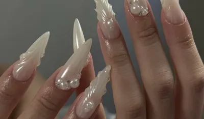 Stiletto nokti su najsmjeliji trend za 2025.