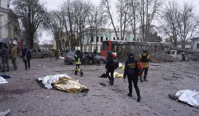 (VIDEO) UZNEMIRUJUĆE: Masakr u centru grada u Ukrajini, vi&scaron;e od 30 ubijenih