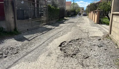 (VIDEO) Ulica Vasa Bracanova jedva prohodna, mje&scaron;tani pozivaju nadležne da je konačno saniraju: Dosta je bilo "vidjećemo"