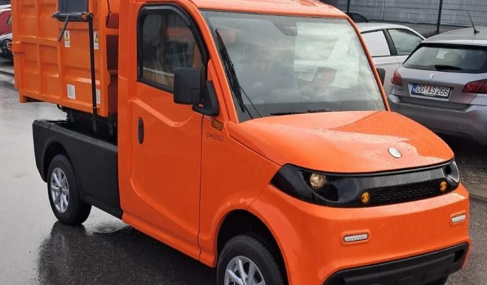 Električno vozilo za upravljanje otpadom