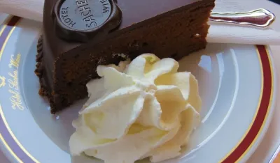 Saher torta idealna poslastica za praznike