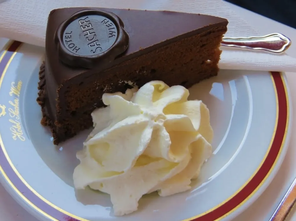 Saher torta idealna poslastica za praznike