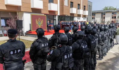 (FOTO) Bečić: Crna Gora vi&scaron;e nikada neće biti vlasni&scaron;tvo par familija