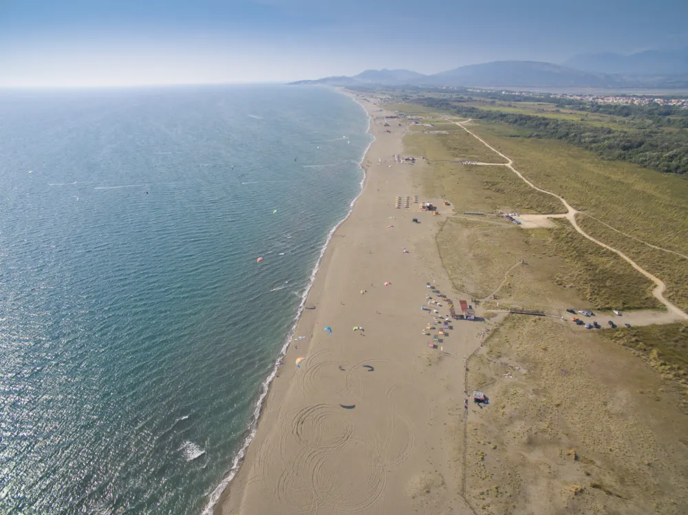 Vlada i privatne firme posjeduju četvrtinu zaleđa Velike plaže