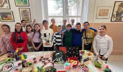 (VIDEO) Proljećni bazar u O&Scaron; &bdquo;Milorad Musa Burzan&rdquo;:&nbsp;Od đačkih rukotvorina klime za učionoce