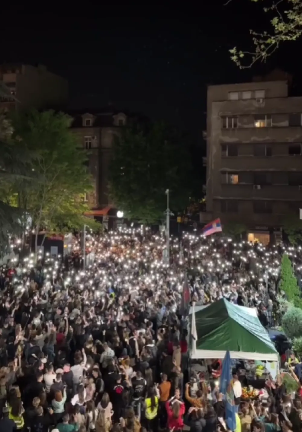 Studenti u Beogradu sedmu noć blokirali RTS