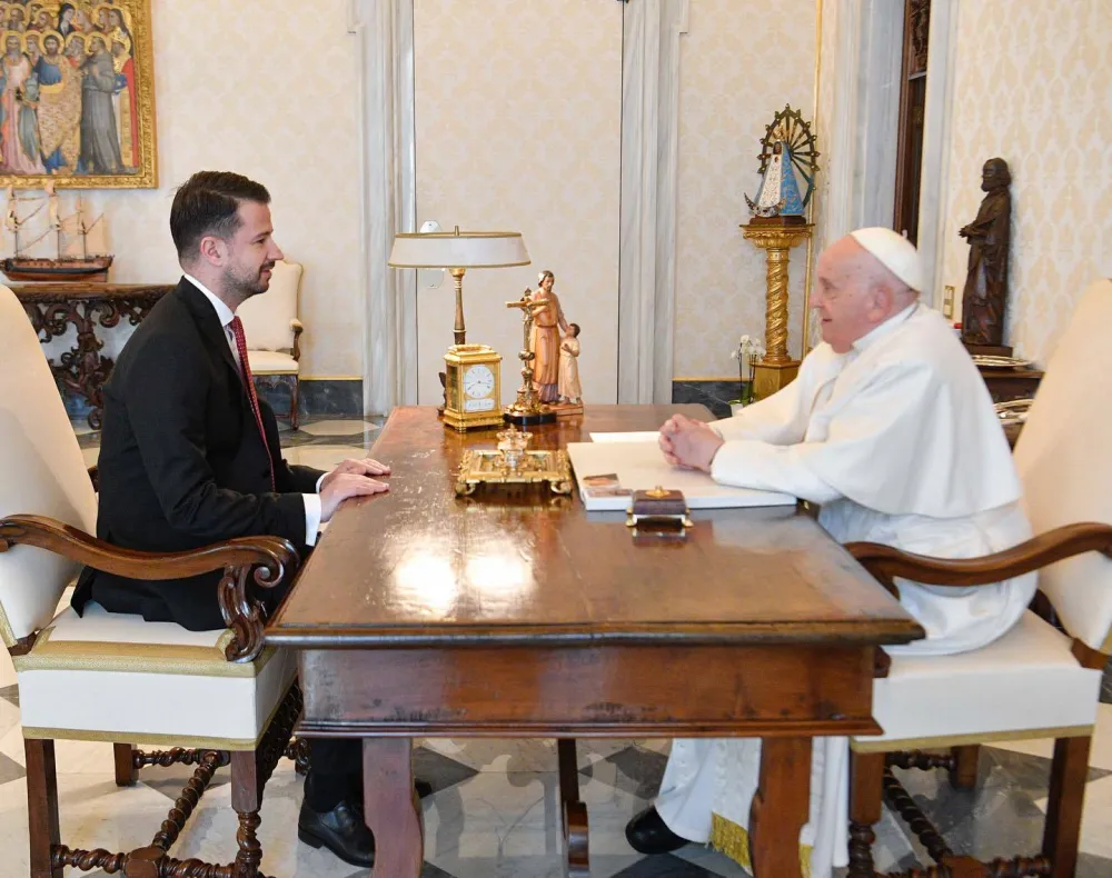 Milatović: Papa Franjo nadahnjivao srca vjernika &scaron;irom svijeta