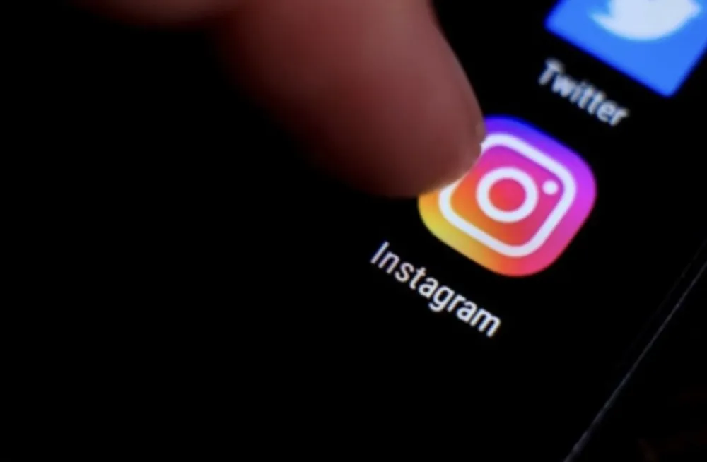 Instagram će koristiti AI da otkrije da li djeca lažu o svojim godinama