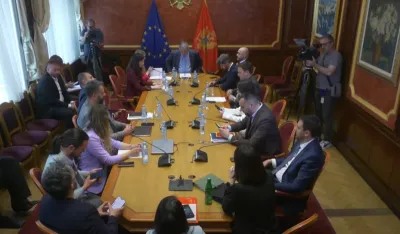 Pejović: Ministarstvo javnih radova formirano za projekat Alabara; Čarapić: Ako projekat ne podržava dva kriterijuma, PES ga neće podržati