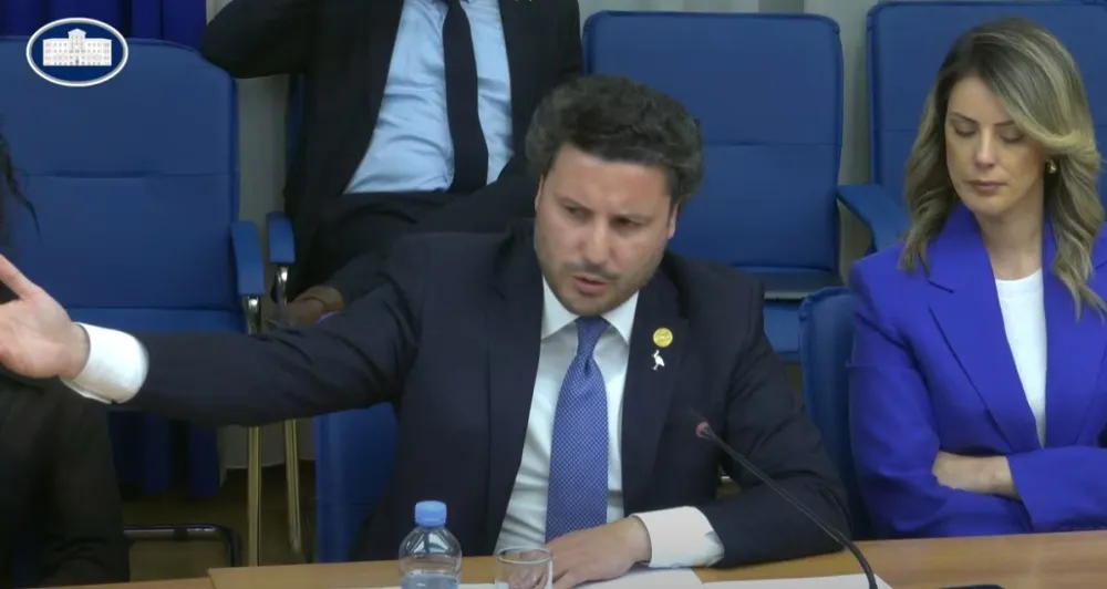 (VIDEO) Abazović pozvao Demokrate i BS da ne glasaju za sporazume