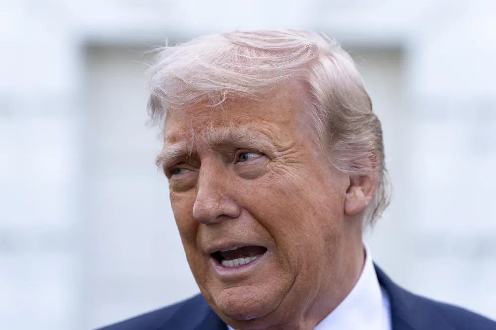 Tramp: Krim je ruski, Zelenski samo produžava sukob i mogao bi da izgubi zemlju