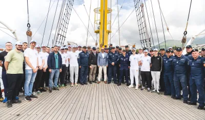 Državni sekretar na &Scaron;B &bdquo;Jadran&ldquo; sa posadom i studentima Pomorskog fakulteta