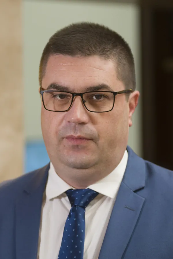 Radnicima zaposlenim u sektoru drvoprerađivačke industrije po 12 hiljada eura