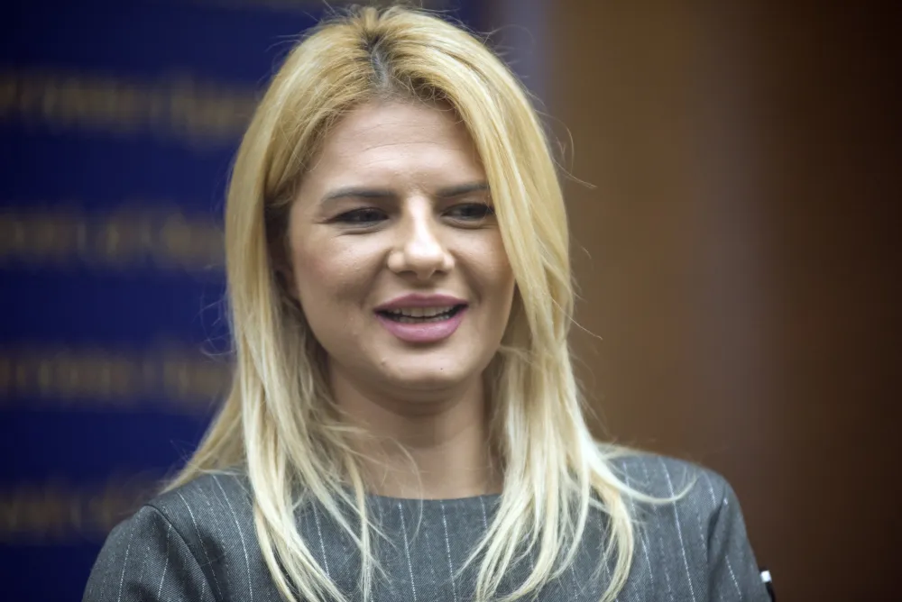 Asocijacija žena PES: Stojimo uz Jelenu Nedović i svaku slobodnu, hrabru i dostojanstvenu ženu u Crnoj Gori