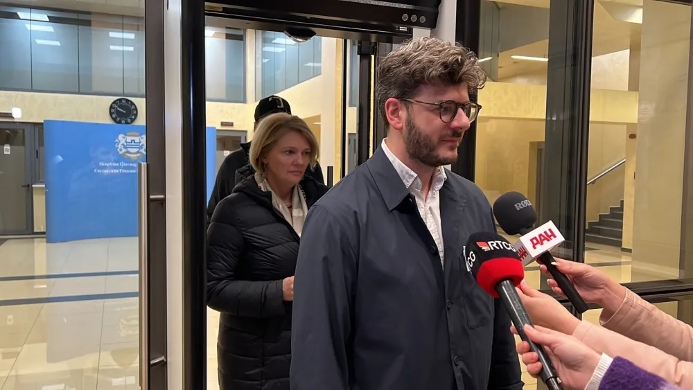 Čarapić: Sramota može da ima različita imena, URA joj je prezime