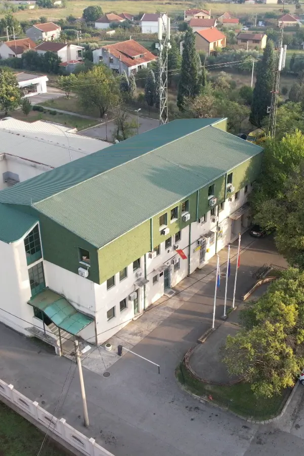 Zgrada Op&scaron;tine Zeta, Op&scaron;tina Zeta, Golubovci 