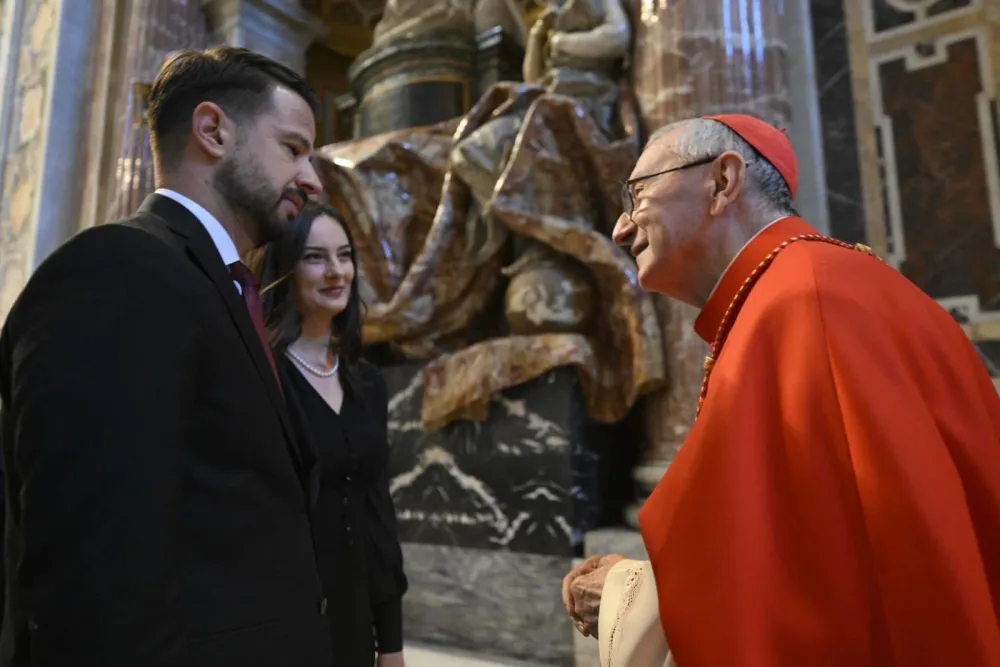 (FOTO) Milatović: Plemenita djela i riječi pape Franja ostaju zauvijek sa nama