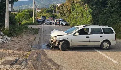 Udes dvoje vozila kod Utjehe: Povrijeđeno sedam osoba, svi transportovani u bolnicu
