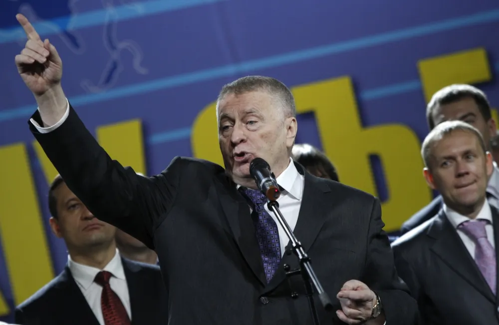 Paso&scaron; ruskog političara Vladimira Žirinovskog prodat na aukciji za milion rubalja