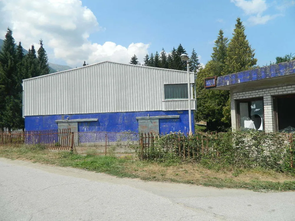 Напуштени Титексов погон у Мурину