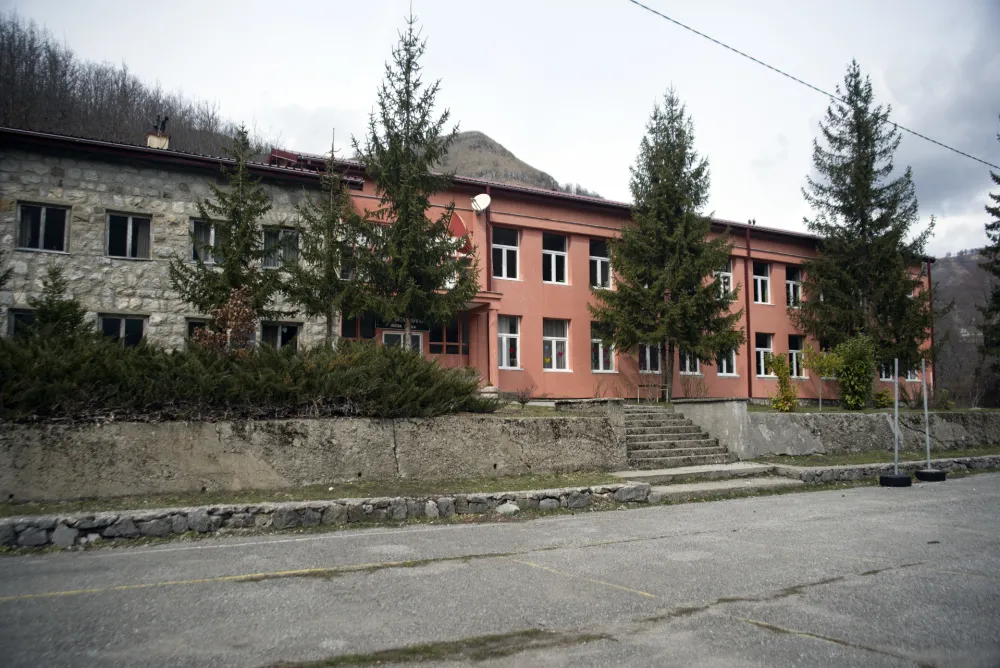 Lijeva Rijeka bez pravaka