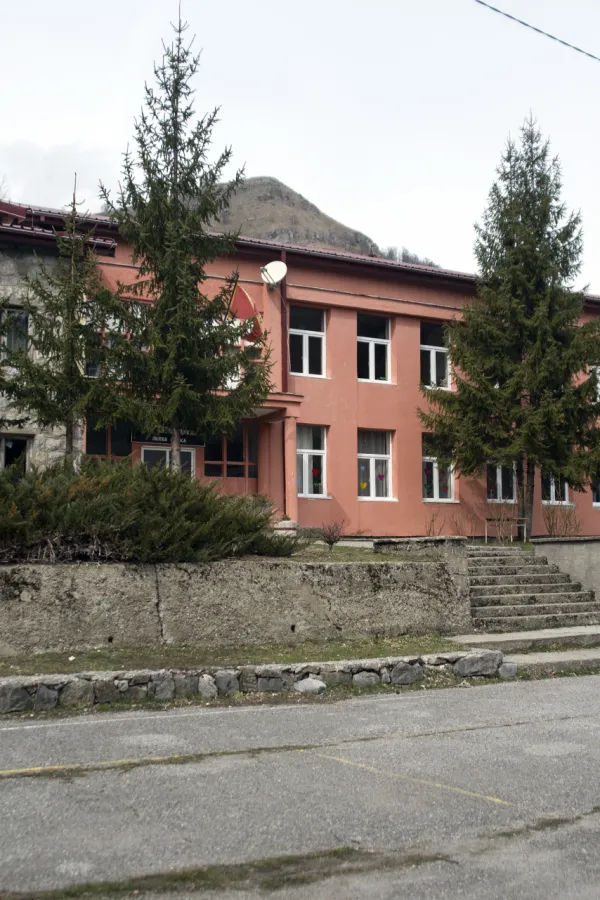 Lijeva Rijeka bez pravaka