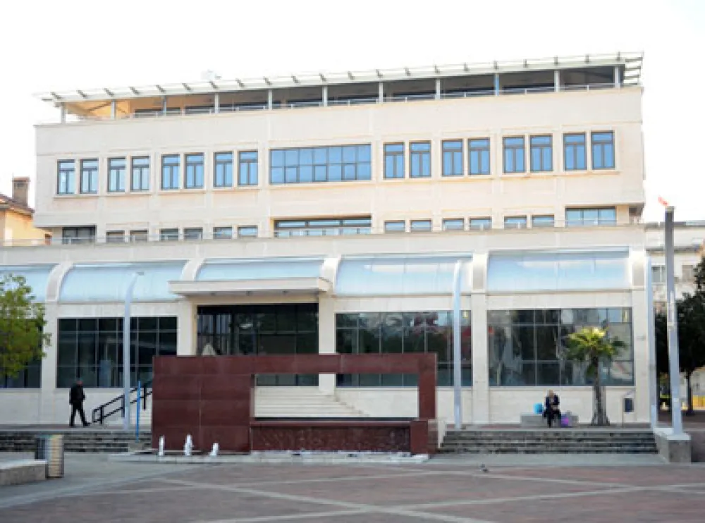 Za sanaciju terase gradskog parlamenta 180.000