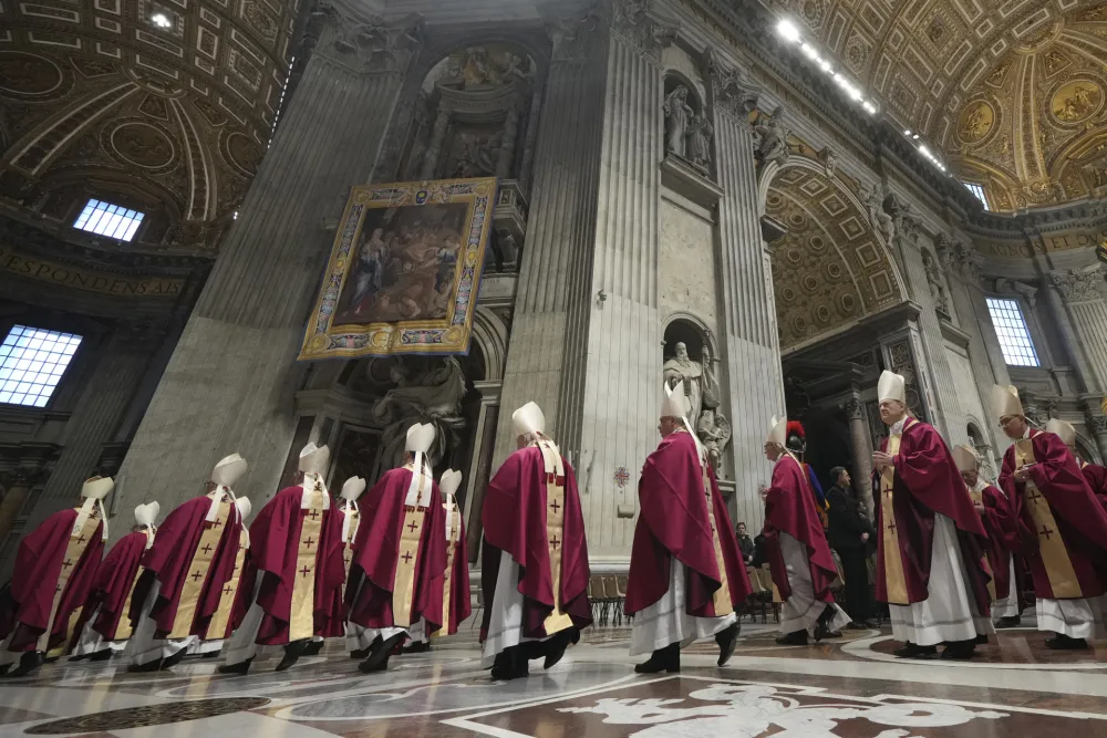 Konklava za izbor novog pape počeće 7. maja