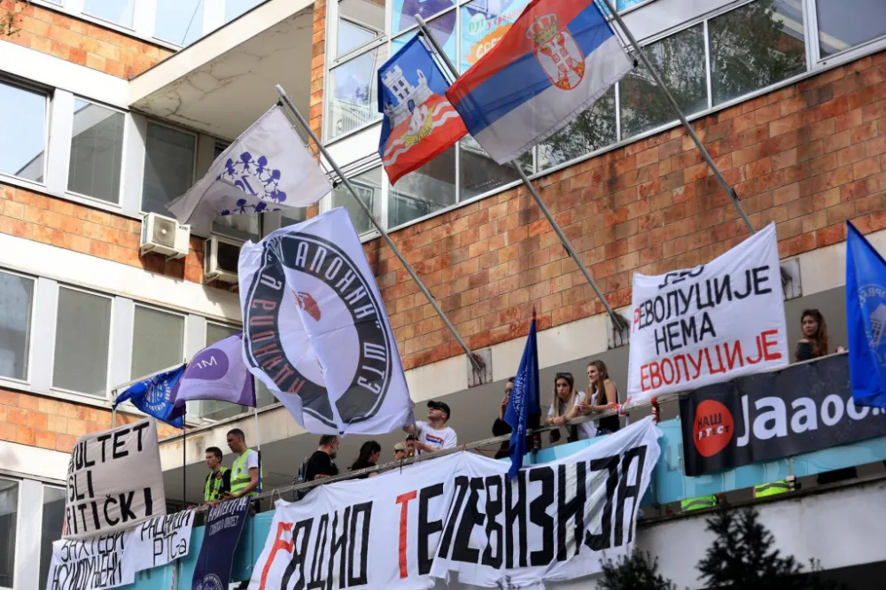 Studenti obustavili blokadu RTS-a