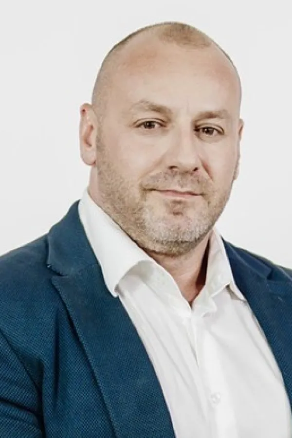 Nikola Lazović