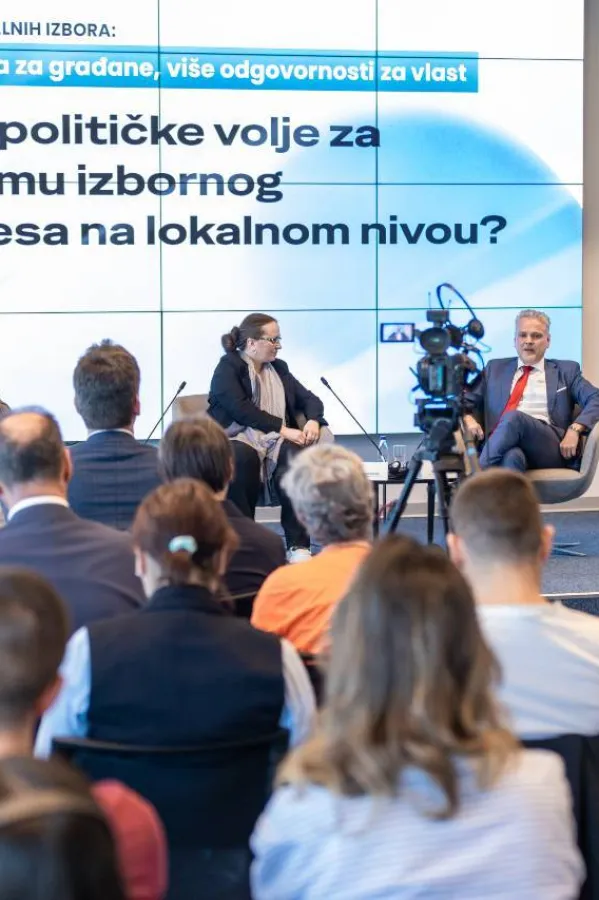 Dukaj: Zbog aktuelnog izbornog sistema trpe sve op&scaron;tine; Satler: Reforma izbornog procesa jedan od vodećih prioriteta