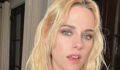 Citrus plava boja kose po uzoru na Kristen Stjuart je najljep&scaron;i ljetnji hair trend&nbsp;
