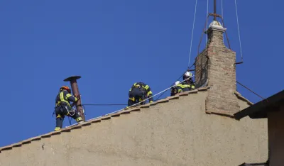 (FOTO) Počele pripreme za izbor pape, konklave trajale od nekoliko sati do tri godine