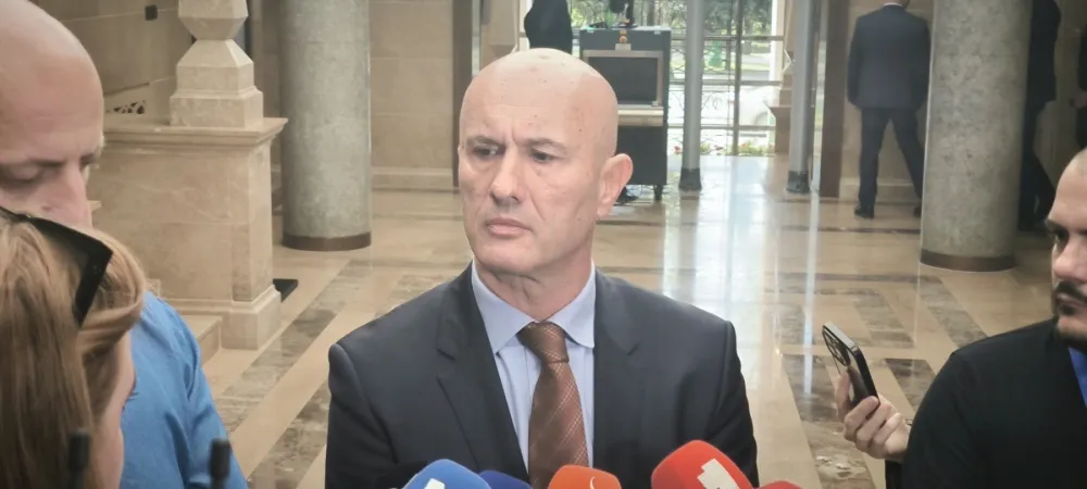 Laković: Policija da omogući&nbsp;prohodnost putne infrastrukture, naročito u toku turističke sezone