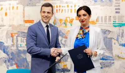 Mujović i Jak&scaron;ić Stojanović 