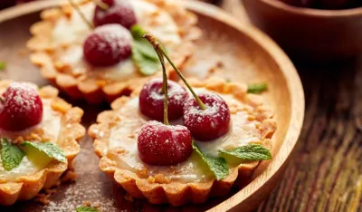 Tre&scaron;nje u aromatizovanom tijestu