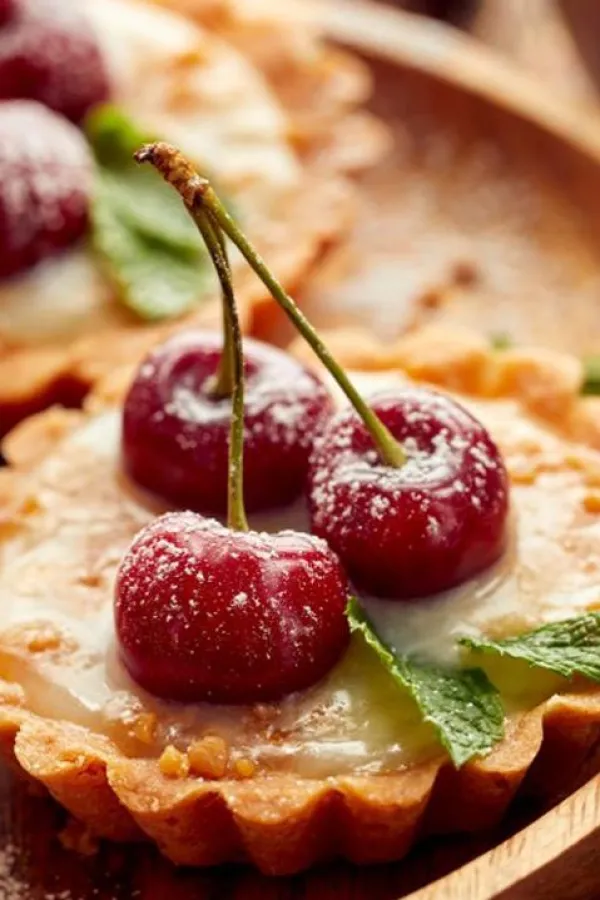 Tre&scaron;nje u aromatizovanom tijestu